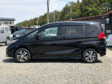 ハイブリッド車なので燃料費も抑えられ経済的☆