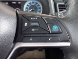 プロパイロットスイッチ!速度を設定するとアクセルを踏んでなくても走ります。高速道路等の運転に便利な機能です。