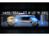 マルチファンクションディスプレイ。eボクサー車は搭載モーターの発電と出力、バッテリーの充電状況がこちらで表示されます。