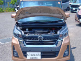 【日産ワイド保証1年(期間内走行距離無制限)】駆動系・電装系(消耗品・油脂類を除く)等に適応いたします。納車後、全国2,000以上(神奈川県内弊社119)の日産サービス工場が愛車をサポートいたします。