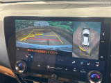 【パノラミックビューモニター】専用のカメラにより、上から見下ろしたような視点で360度クルマの周囲を確認することができます☆死角部分も確認しやすく、狭い場所での切り返しや駐車もスムーズに行えます。