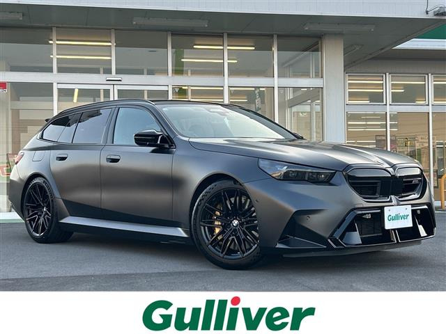 M5ツーリング  4WD 本革シート