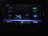 センターパネルにスッキリと収まったオーディオ(Bluetooth、TV、CD再生、AM/FMチューナー)です!お気に入りの音楽・ラジオを聴きながら楽しいドライブをお楽しみくださいね♪