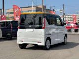 1年間走行距離無制限の日産ワイド保証(無料)付きで販売します。2〜3年の延長保証もリーズナブルに提供します!全国2000ヶ所で対応可能。遠方の方もお近くの日産で保証を受けられます。