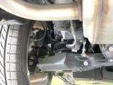 お車を安心してお乗りいただく為には、足回りの定期点検が欠かせません。サービスサポート(有償保証)では無料点検もご提供しており、安心のカーライフをお過ごしいただけるサポート体制が整っています。