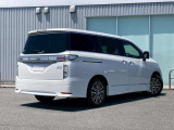 人気のエルグランドが入庫しました。是非現車を見にご来店下さい。