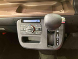 納車前にはプロのメカニックが、各部の点検を行います。ディーラーにしか出来ない品質、そしてサービスできっと満足していただけると思います!