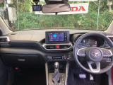 フロントガラスが大きく、ワイドな視界で運転もしやすくなるように、設計されています。