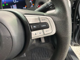 クルーズコントロールを装備しています。高速道路などで一定の速度で走ってくれるので運転が楽ですよ!速度を設定できますので、スピードの出しすぎにも注意できます。