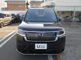 車体色は、トワイライトミストブラック・パールです。