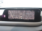 マツダコネクトの8.8インチワイドセンターディスプレイです。『Android Auto』『Apple CarPlay』や独自のコネクテッドサービスに対応したインターフェイスシステムです。