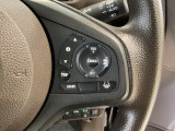 【アダプティブ・クルーズ・コントロール】予め設定した車速内でクルマが自動的に加減速。 前走車との適切な車間距離を維持しながら追従走行し、高速道路でのドライバーの疲労を軽減してくれる嬉しい機能付♪