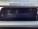 Bluetoothに接続することで、スマートフォンに入っている音楽アプリを車内で楽しめたり、通話が出来ます♪