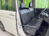 運転席シート廻りは使用感も少なく、良好な状態となっています。丁寧に使われていたことがよくわかりますね。
