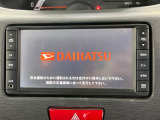 【純正ナビ】人気の純正ナビを装備しております。ナビの使いやすさはもちろん、オーディオ機能も充実!キャンプや旅行はもちろん、通勤や買い物など普段のドライブも楽しくなるはず♪