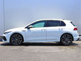 本格スポーツモデルの動力性能を備えたハイパフォーマンスカー。