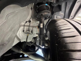 お車を安心してお乗りいただく為には、足回りの定期点検が欠かせません。サービスサポート(有償保証)では無料点検もご提供しており、安心のカーライフをお過ごしいただけるサポート体制が整っています。