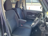 運転席・助手席の方が座るシートです。実際お座りいただくのが、分かりやすいと思います。お気軽にご来店ください