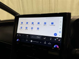 ディスプレイオーディオを装備。スマホとクルマをつなぐことで、これまでのナビに加えて、いろんなサービスが楽しめます。