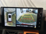 見えづらい車体後方部を映像で映し出してしっかりサポート!難しいバック駐車も安心です♪