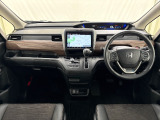 いつでも気持ちよく運転できて、使い勝手のいい収納や体をケアするシート、細部にまでこだわったインテリア♪