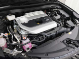 M20A-FXS型 2.0L 直4 DOHCエンジンと3NM型 交流同期電動機のハイブリッドシステム搭載、FF駆動です。