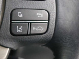 設定車速内で先行車の車速に合わせて速度を調節することで一定の車間距離を保ちながら追従走行できる「レーダークルーズコントロール(ブレーキ制御付)」を装備しています。