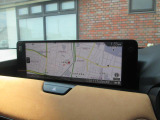 マツダコネクトの12.3インチワイドセンターディスプレイです。『Android Auto』『Apple CarPlay』や独自のコネクテッドサービスに対応したインターフェイスシステムです。