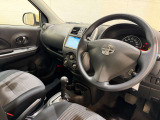 運転のしやすさを第一に考えた、実用重視のインテリア。