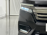 ★LEDヘッドライト搭載★ 白っぽく光る明るく省電力なLEDライト!先進的な白い輝きでフロントフェースを引き締めます☆