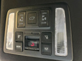 【パワーバックドア】スマートキーや運転席のボタンを押すだけでリアゲートが自動で開閉します!荷物を持っている時や、高い位置にあるバックドアを閉める際に便利な機能です♪