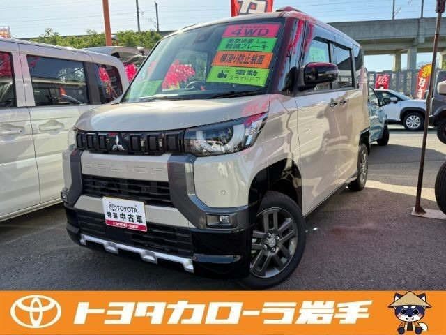 デリカミニ T プレミアム 4WD 