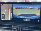 【アラウンドビューモニター】車両周辺をモニターで確認できて、駐車が苦手な人でもスムーズに駐車できます