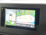 【アラウンドビューモニター】専用のカメラにより、上から見下ろしたような視点で360度クルマの周囲を確認することができます☆死角部分も確認しやすく、狭い場所での切り返しや駐車もスムーズに行えます。