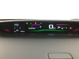 視認性、認識性にこだわった、カラー液晶メーターを採用。速度は読み取りやすいよう数字で大きく表示します。