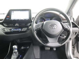 視界良好な運転席です