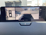 360度ビューモニター 4つのカメラで前後左右、俯瞰映像を表示、ドライバーからは見えない領域の危険認知をサポートするシステム搭載!