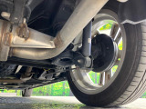 お車を安心してお乗りいただく為には、足回りの定期点検が欠かせません。サービスサポート(有償保証)では無料点検もご提供しており、安心のカーライフをお過ごしいただけるサポート体制が整っています。