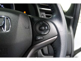 Hondaセンシングの機能のひとつ、アダプティブクルーズコントロール付!アクセルから足を離しても設定したスピードと前車との車間を保ち走行してくれます!車線維持もアシスト☆高速道路で疲労軽減ですね☆
