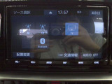 嬉しい装備です♪フルセグTV・DVD再生・Bluetoothオーディオに対応しています!!
