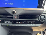 運転席の操作箇所です。ぜひ一度ご来店のうえご覧になってみてください♪