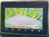 【バックカメラ】駐車時に後方がリアルタイム映像で確認できます。大型商業施設や立体駐車場での駐車時や、夜間のバック時に大活躍!運転スキルに関わらず、今や必須となった装備のひとつです!