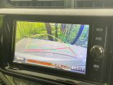 【バックカメラ】駐車時に後方がリアルタイム映像で確認できます。大型商業施設や立体駐車場での駐車時や、夜間のバック時に大活躍!運転スキルに関わらず、今や必須となった装備のひとつです!