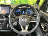 【ステアリングスイッチ】運転中、前方から目線をそらすことなく、オーディオ等の操作が可能な便利機能!安心&快適なドライブを演出してくれます♪