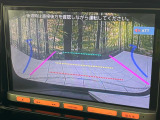【バックカメラ】駐車時に後方がリアルタイム映像で確認できます。大型商業施設や立体駐車場での駐車時や、夜間のバック時に大活躍!運転スキルに関わらず、今や必須となった装備のひとつです!