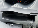 運転席アッパーボックス☆細かな物の収納にお使いください(^^)/