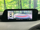 【360&deg;ビューモニター】専用のカメラにより、上から見下ろしたような視点で360度クルマの周囲を確認することができます☆死角部分も確認しやすく、狭い場所での切り返しや駐車もスムーズに行えます。