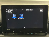 スマートフォンのような操作感の静電式タッチパネル。