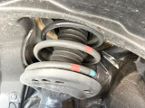 お車を安心してお乗りいただく為には、足回りの定期点検が欠かせません。サービスサポート(有償保証)では無料点検もご提供しており、安心のカーライフをお過ごしいただけるサポート体制が整っています。