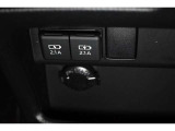 USB端子ソケット装備!アクセサリーDC12Vソケット装備!